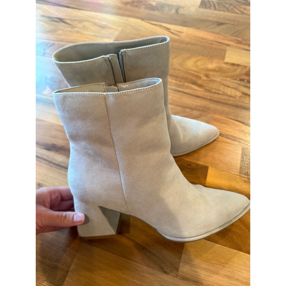 Sonoma Women's Orena Stone Beige Ankle Boots Block Heel Size 10 Memory Foam NEW
